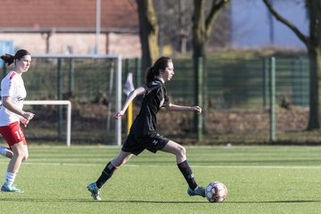 Bild 122 - wBJ SV Wahlstedt - SV Henstedt Ulzburg : Ergebnis: 0:1
